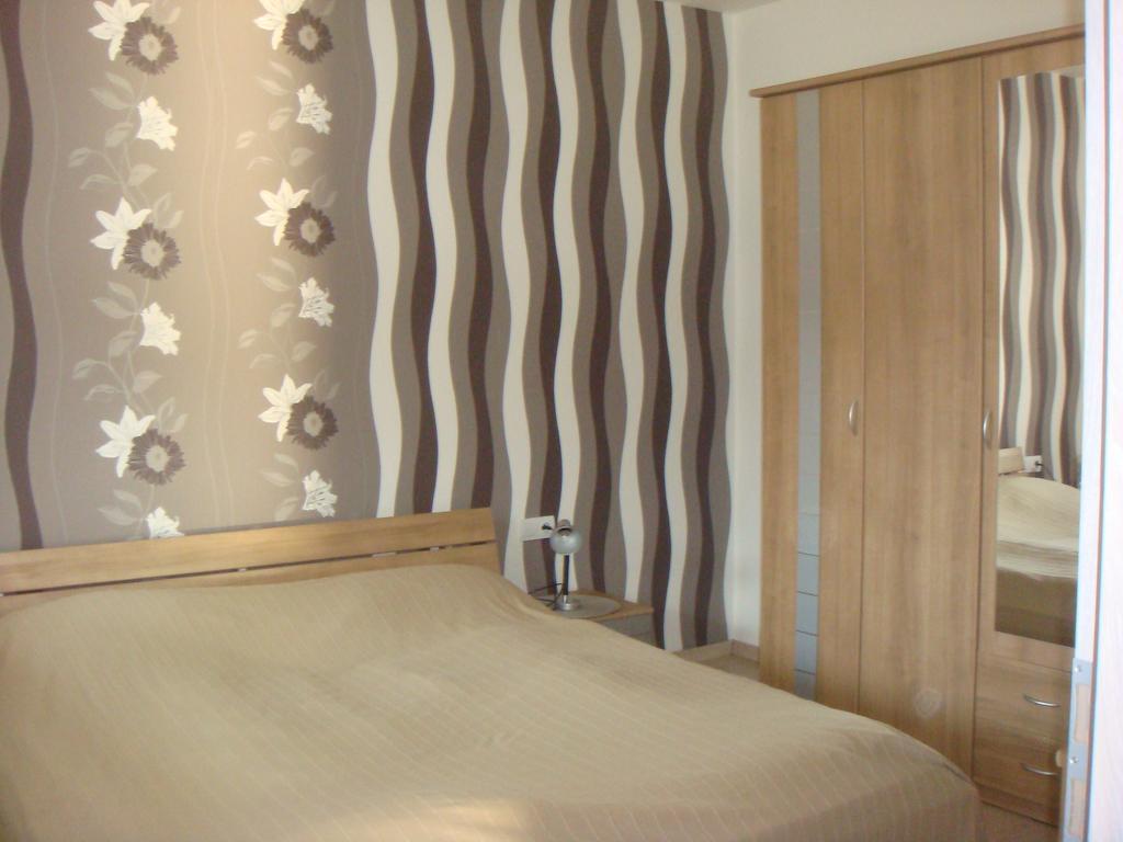 Apartman Kurdejov Hustopeče Exterior foto