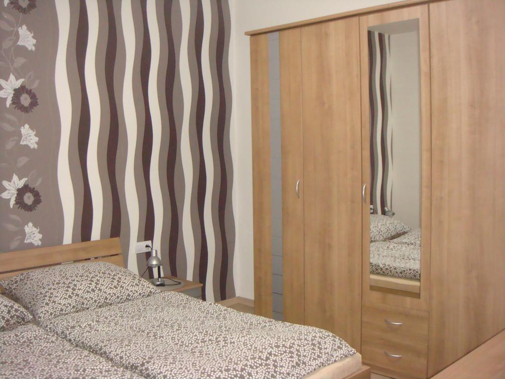 Apartman Kurdejov Hustopeče Exterior foto